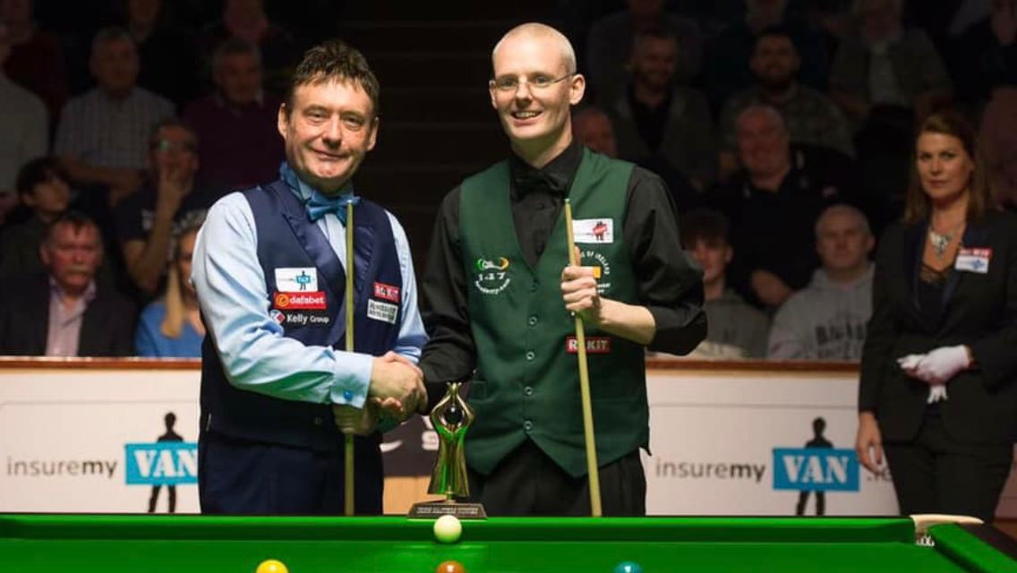 也向球迷们 也向球迷们